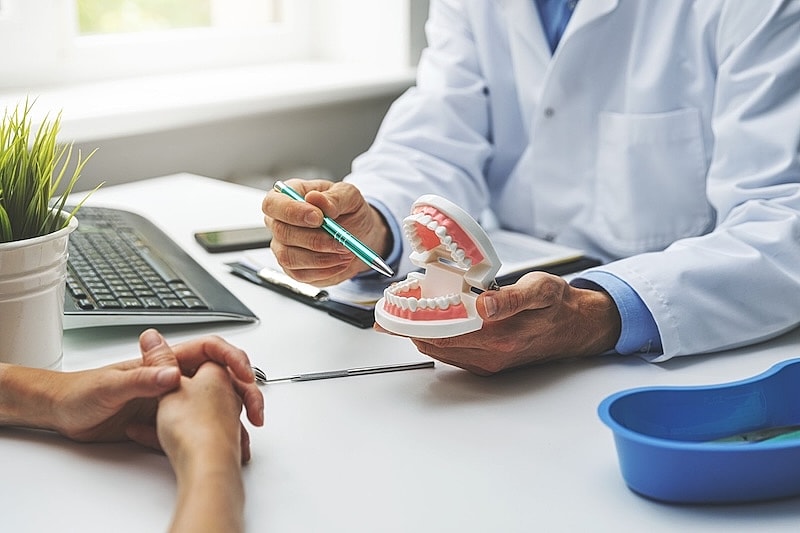 What to Expect Before, During, and After Dental Implant Surgery